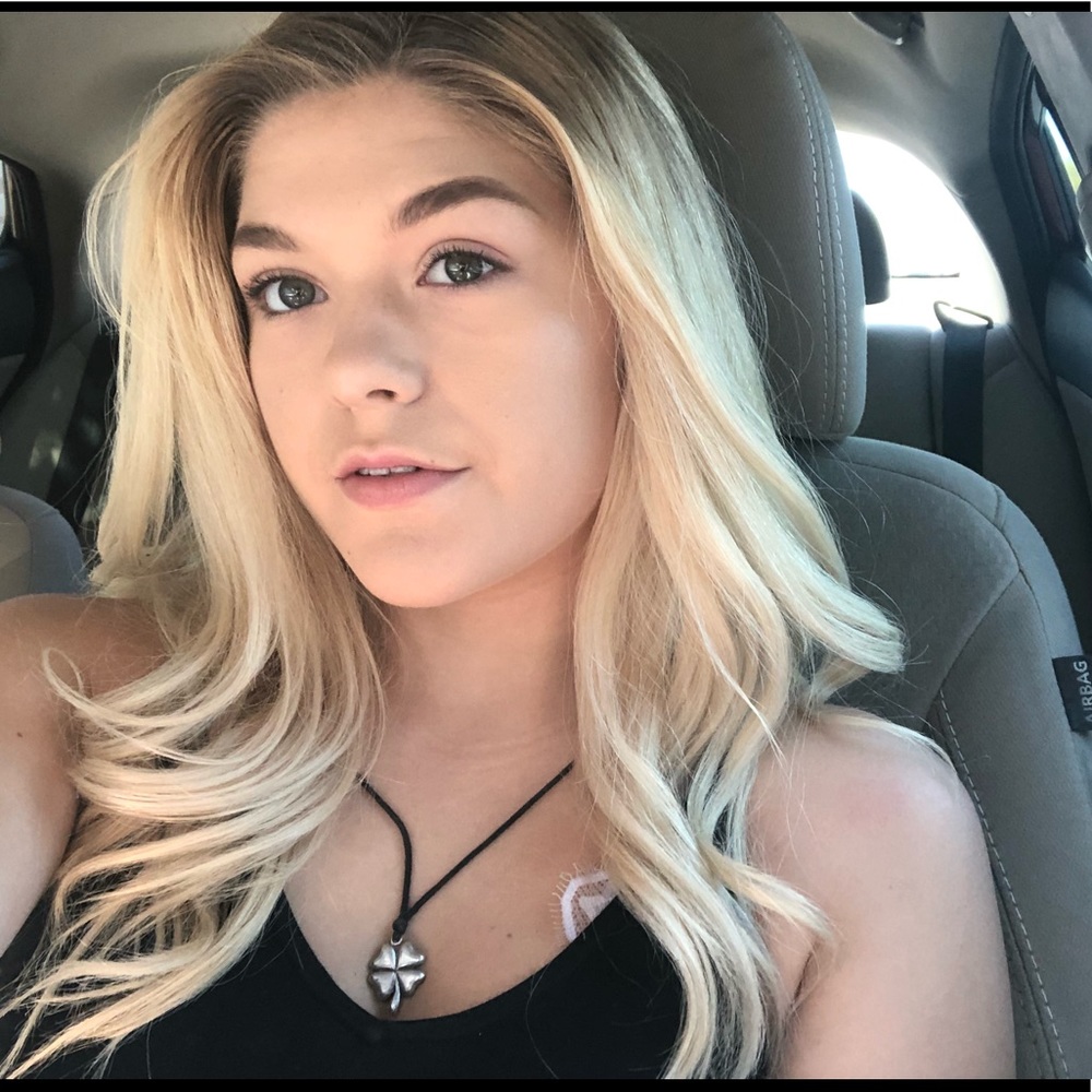 Meet your Posher, Taylot